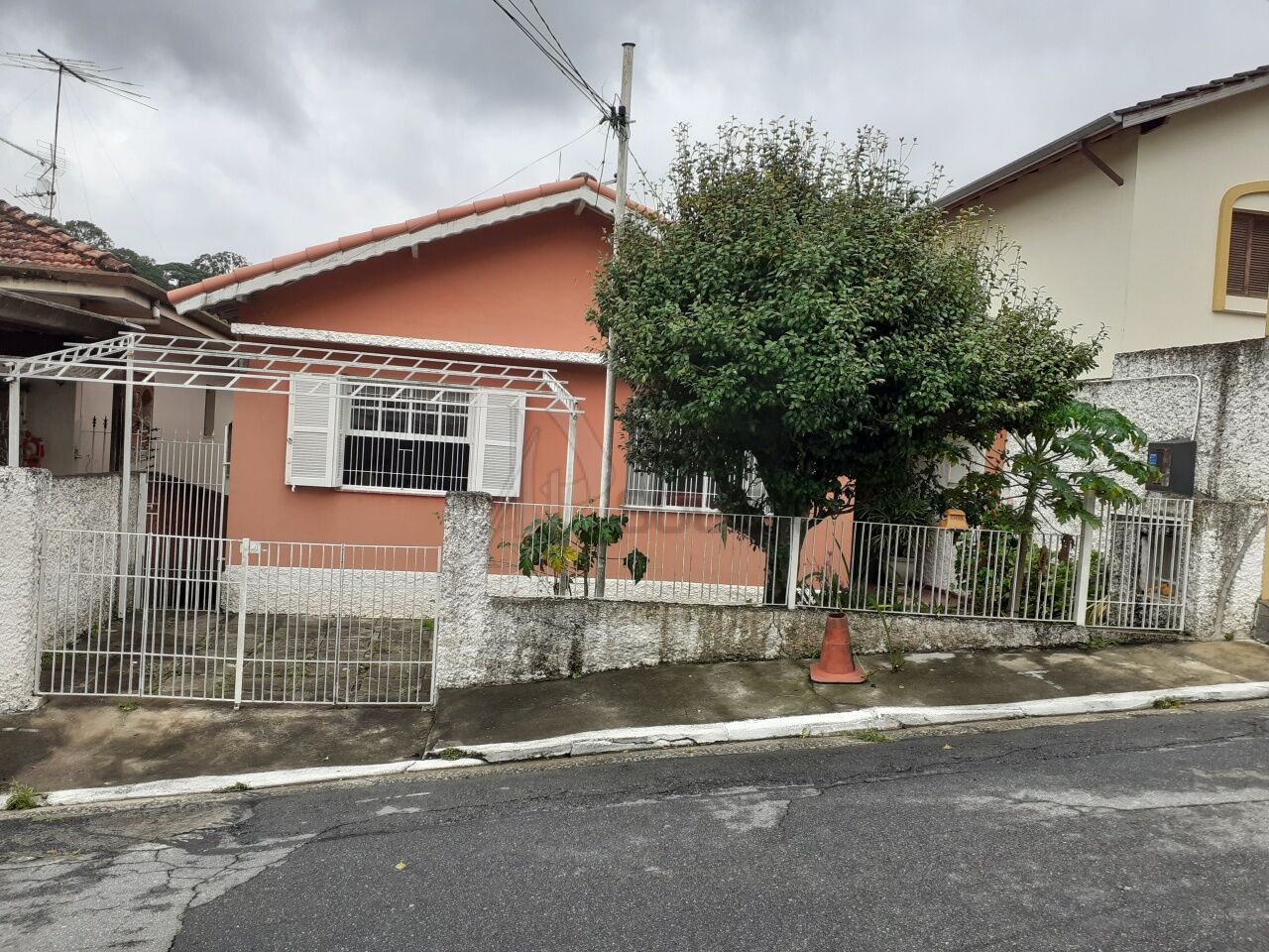 Casa T�rrea para Venda - Horto Florestal