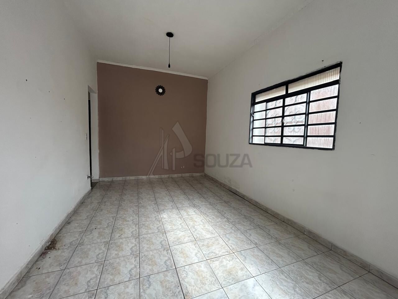 Casa T�rrea para Loca��o - Vila Paulic�ia