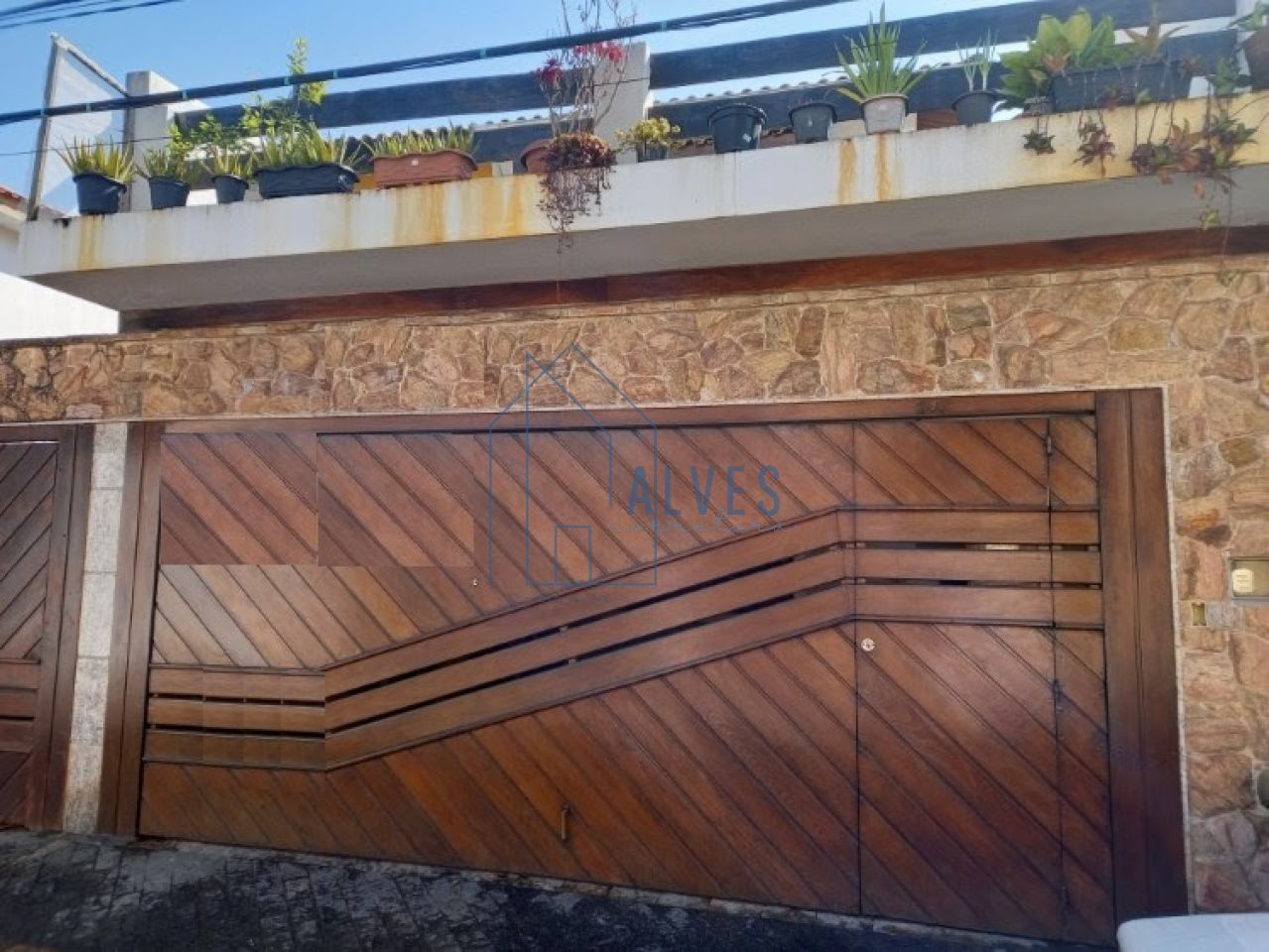 Sobrado para Venda - Jardim Sabará