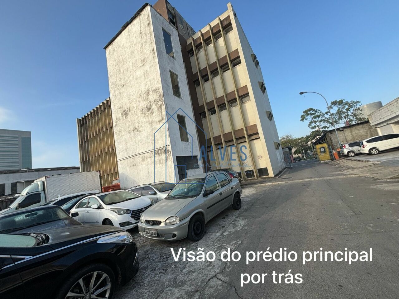 Prédio para Locação - Vila Almeida