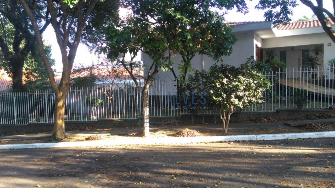 Casa Térrea para Venda - Campo Grande - Zona Sul