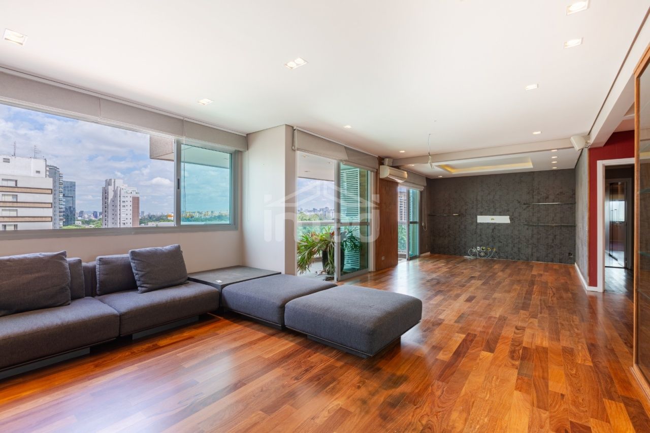 Apartamento para Venda - Moema