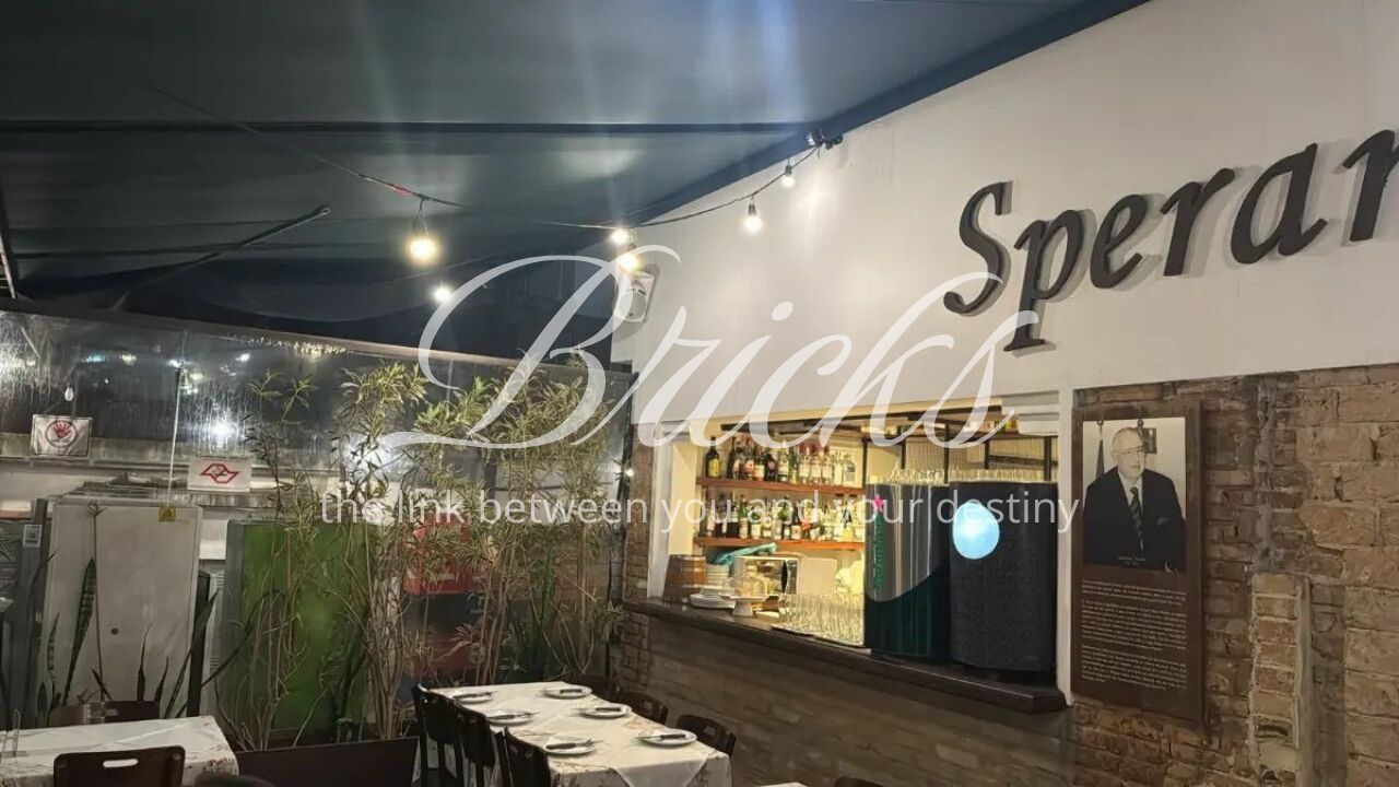Casa Comercial para Venda - Moema