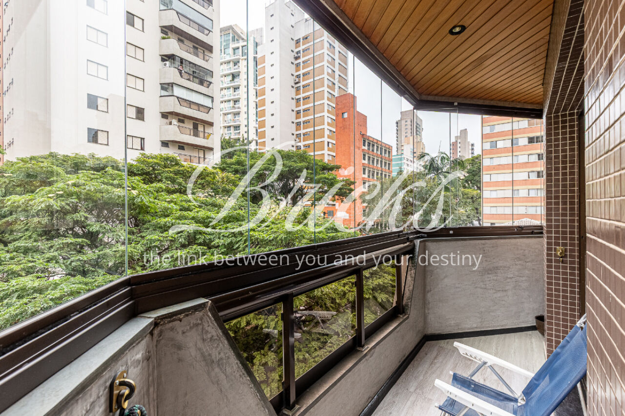 Apartamento para Venda - Moema