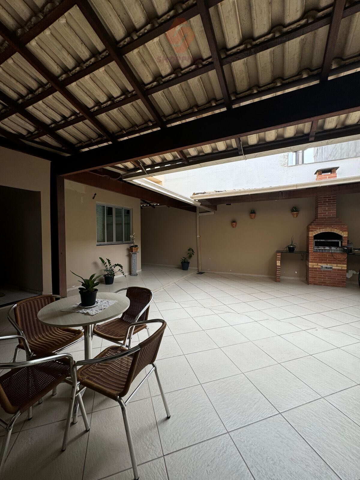 Casa à venda com 4 quartos, 250m² - Foto 22