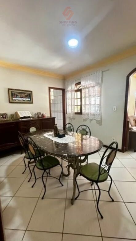 Casa à venda com 3 quartos, 190m² - Foto 14