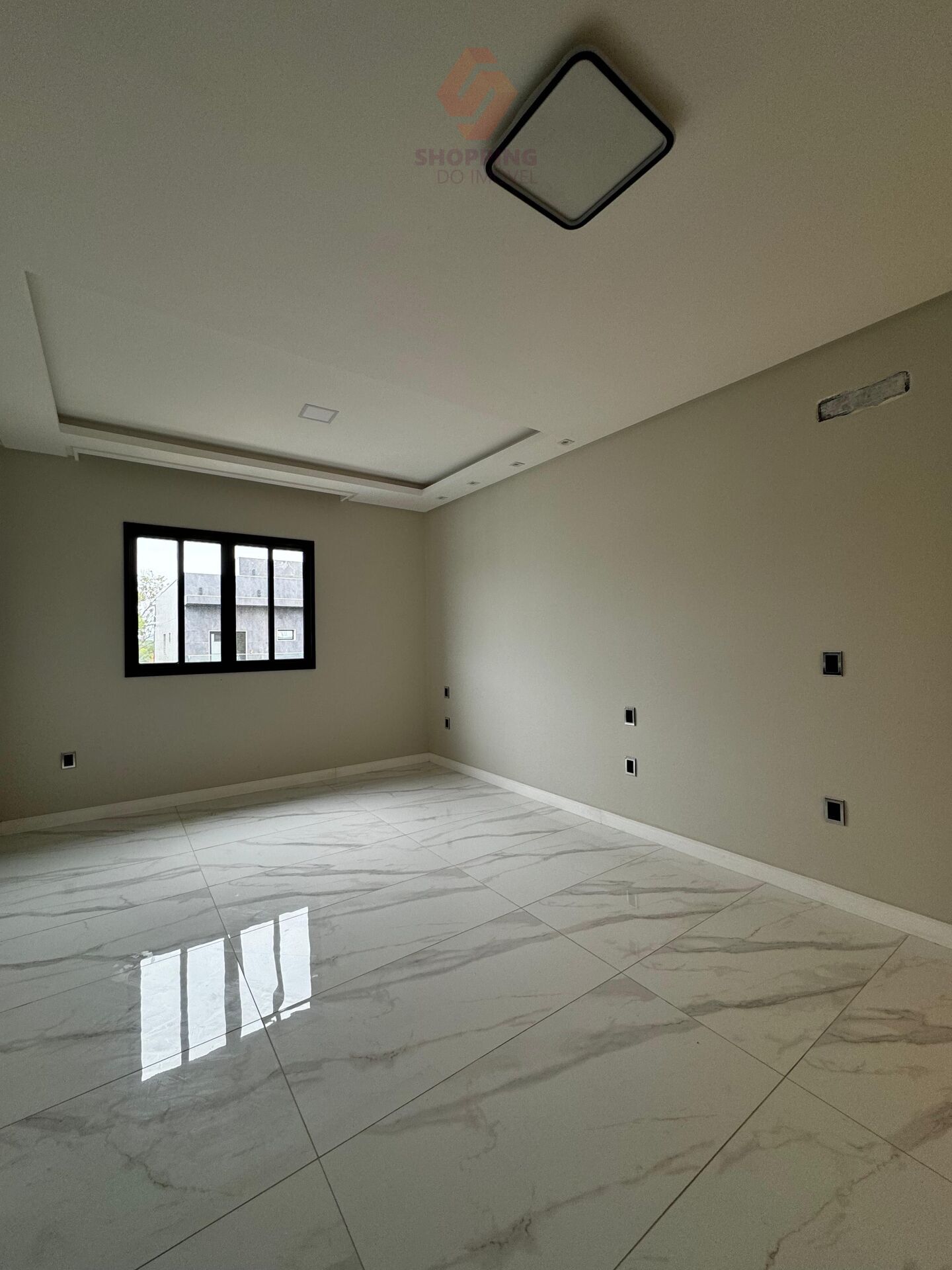 Casa à venda com 4 quartos, 331m² - Foto 18