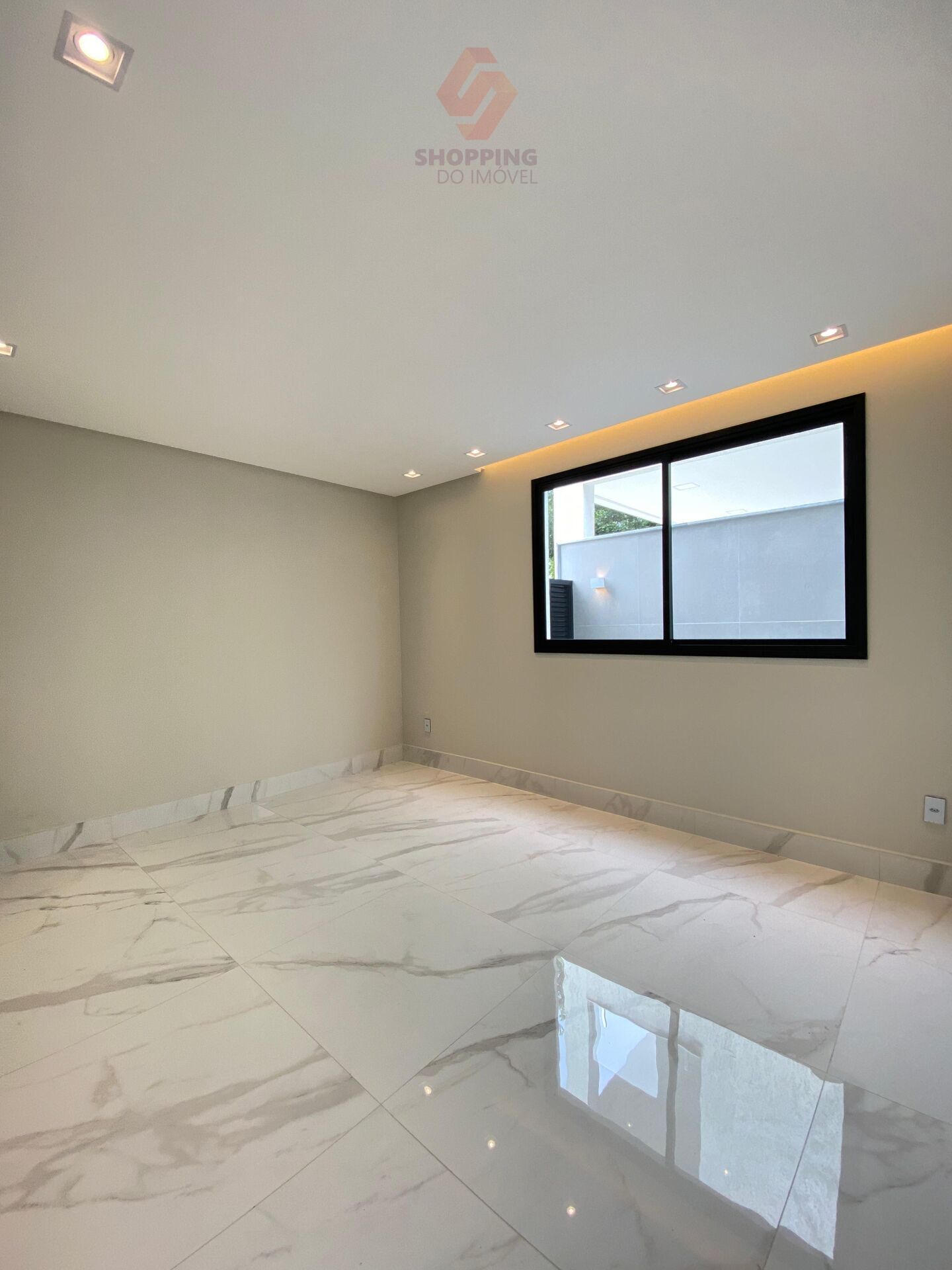 Casa à venda com 4 quartos, 377m² - Foto 15