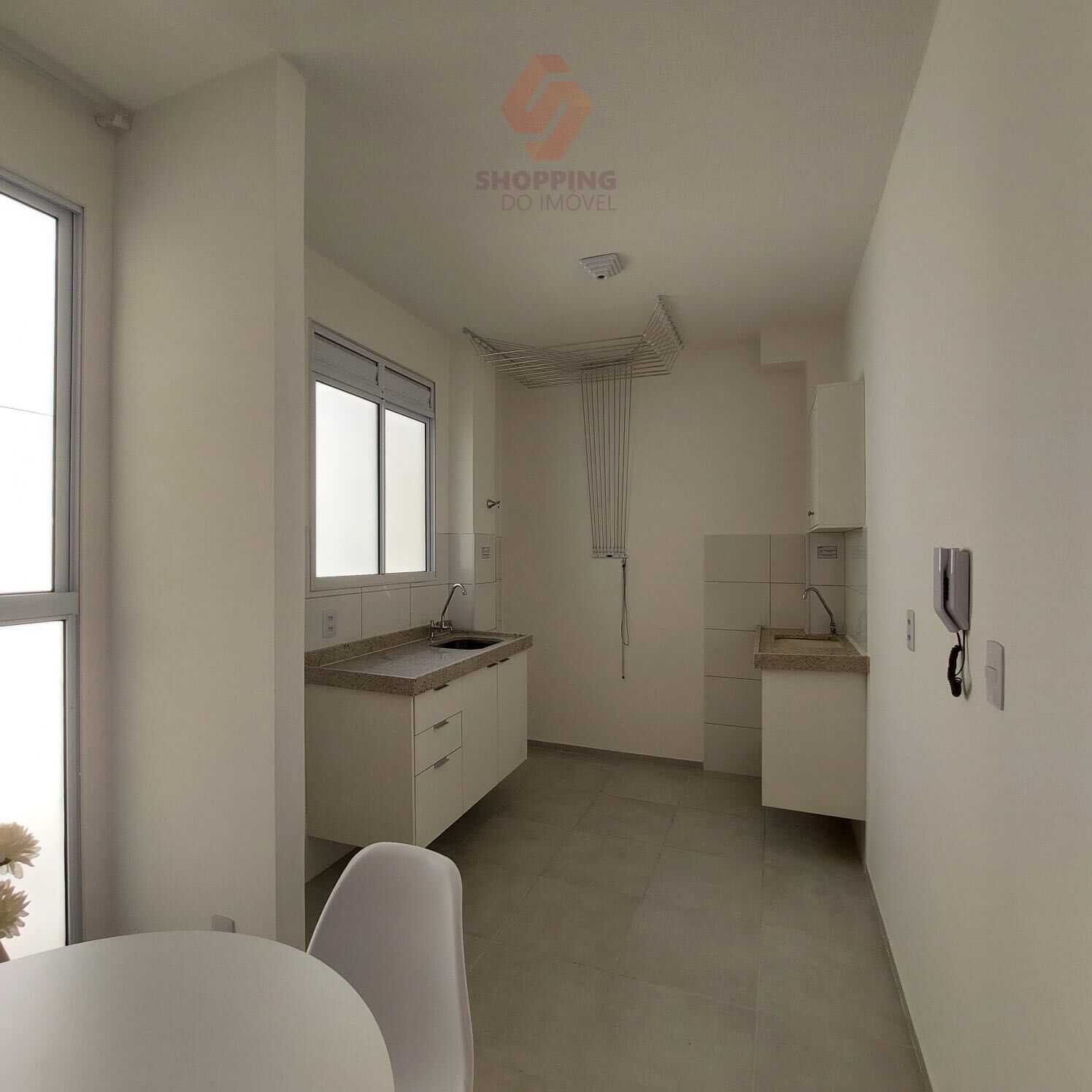 Apartamento à venda com 2 quartos, 45m² - Foto 3