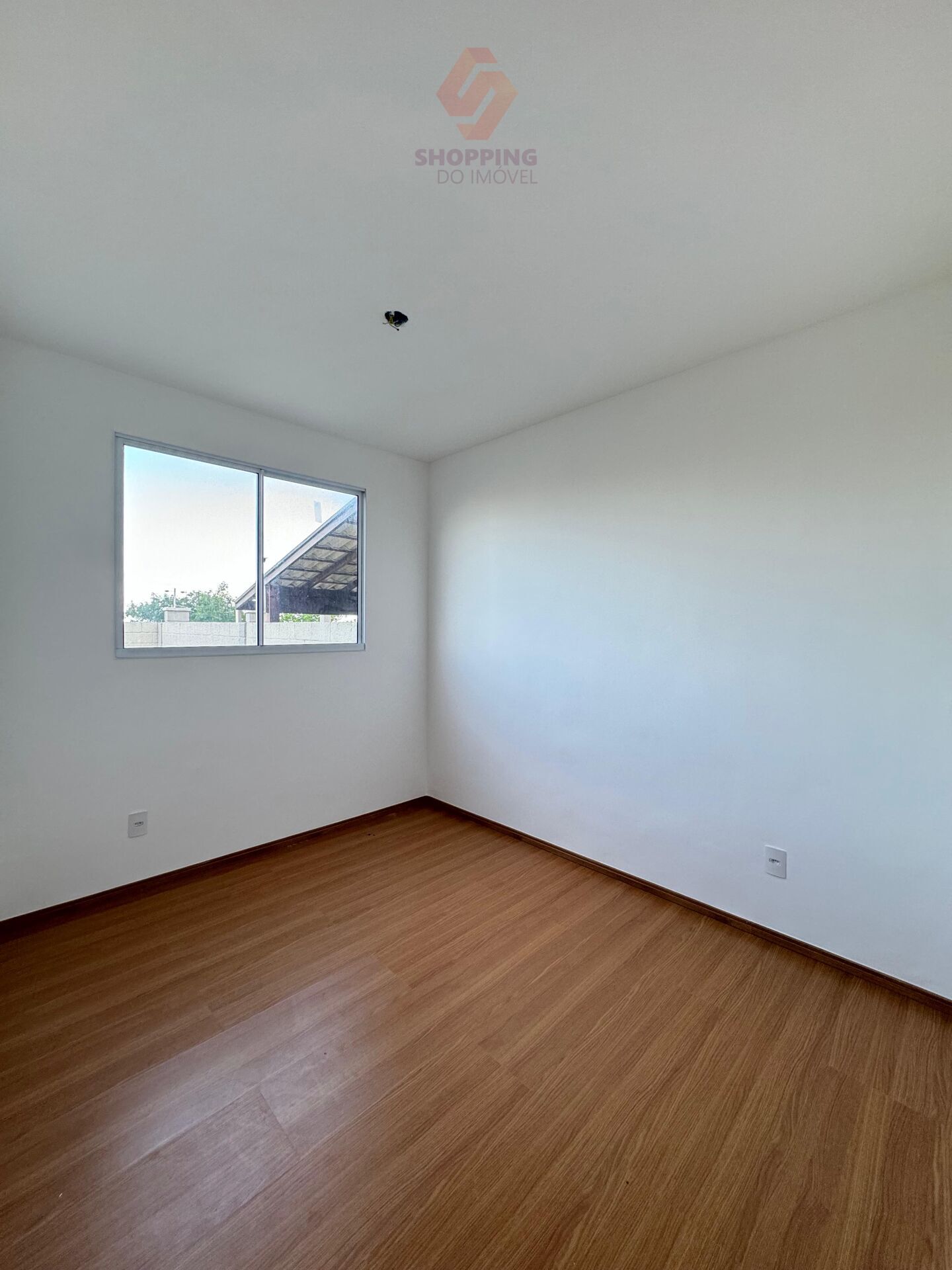 Apartamento à venda com 2 quartos, 70m² - Foto 4