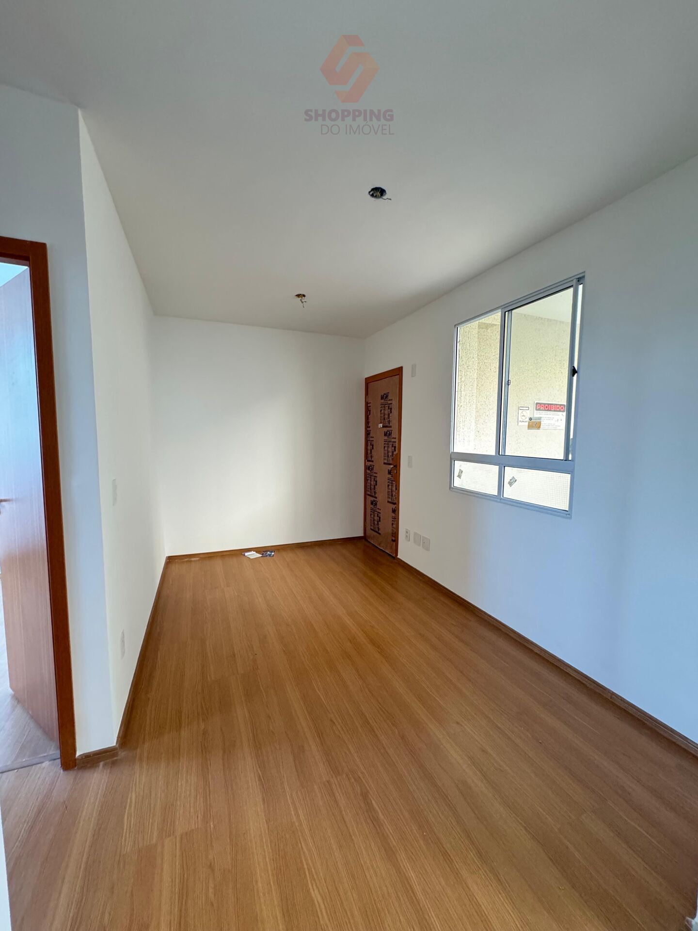 Apartamento à venda com 2 quartos, 70m² - Foto 3