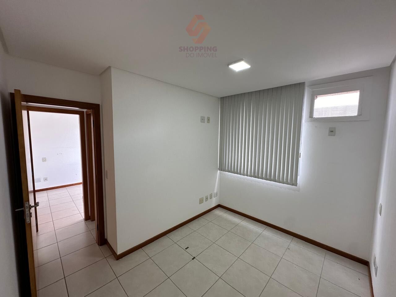 Apartamento à venda com 3 quartos, 100m² - Foto 4