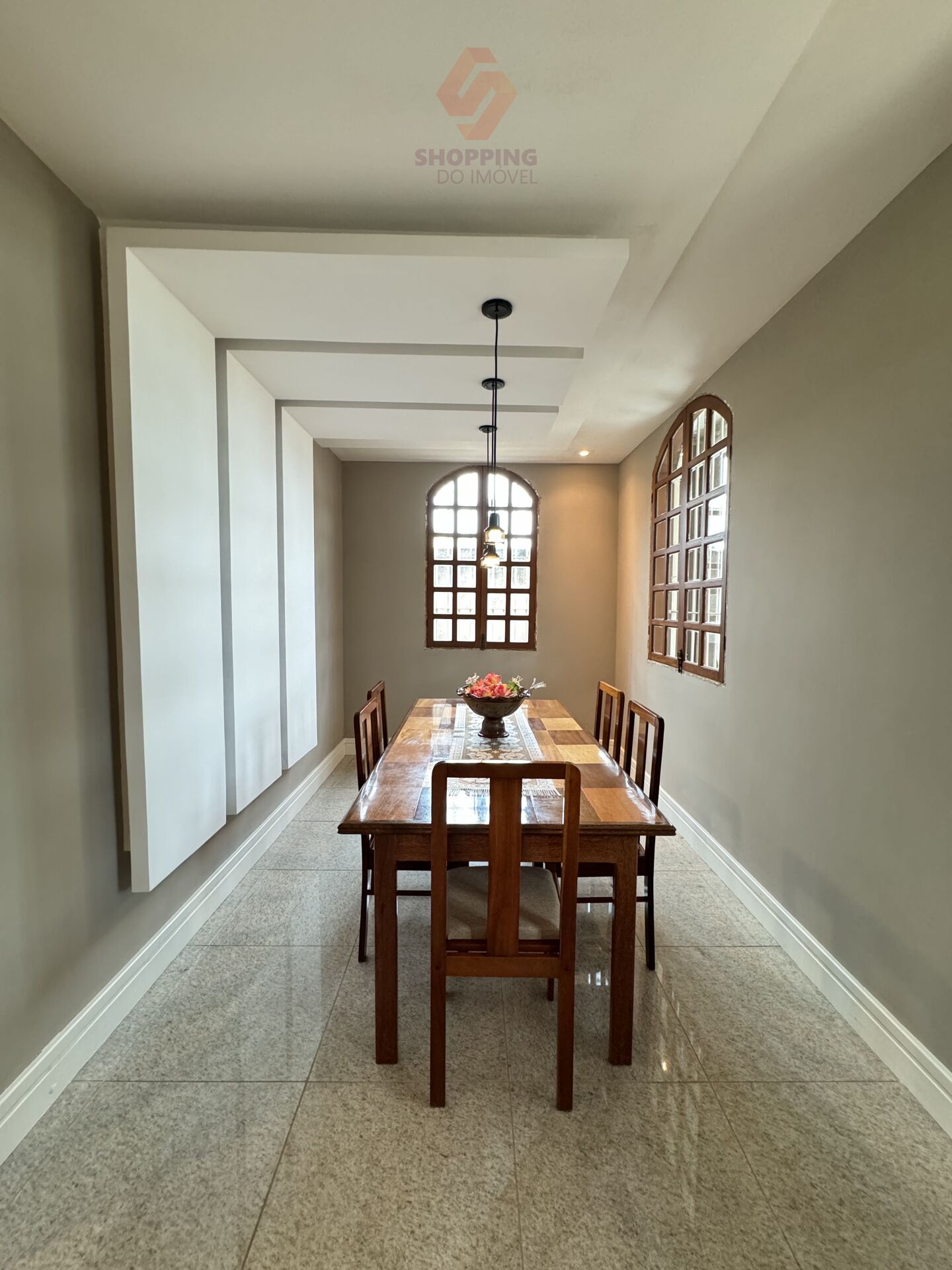 Casa à venda com 3 quartos, 250m² - Foto 18