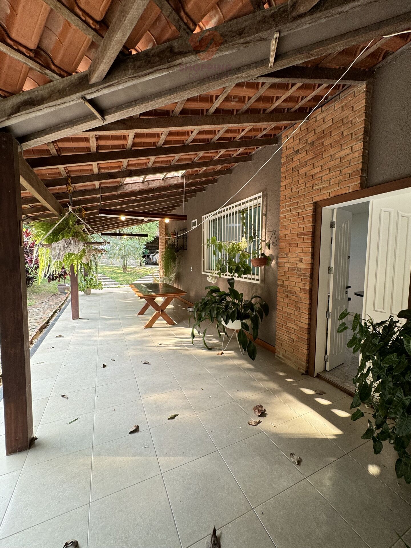 Casa à venda com 3 quartos, 250m² - Foto 11