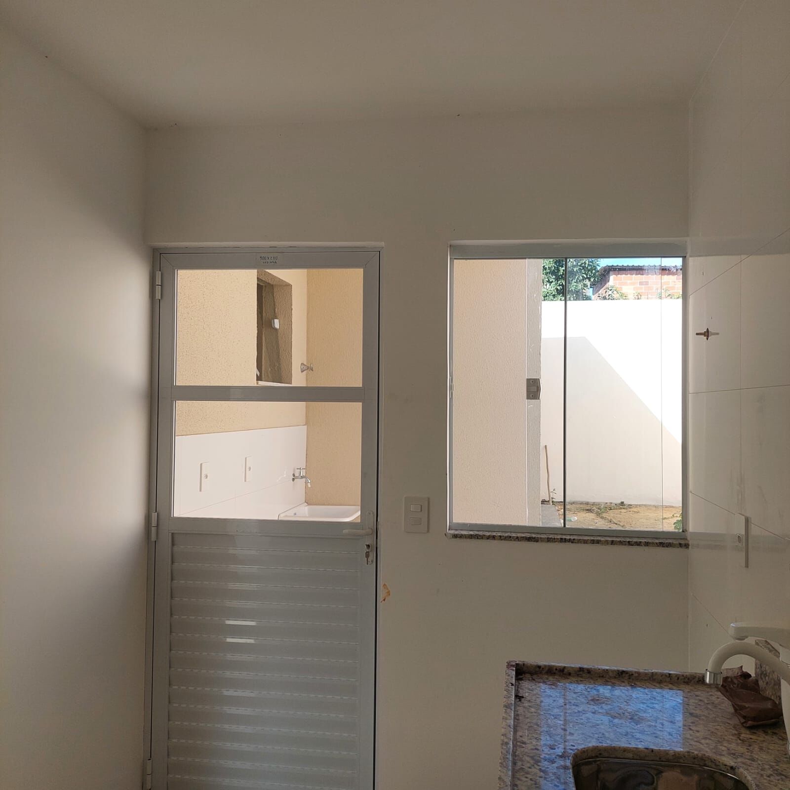 Casa de Condomínio à venda com 3 quartos, 70m² - Foto 15