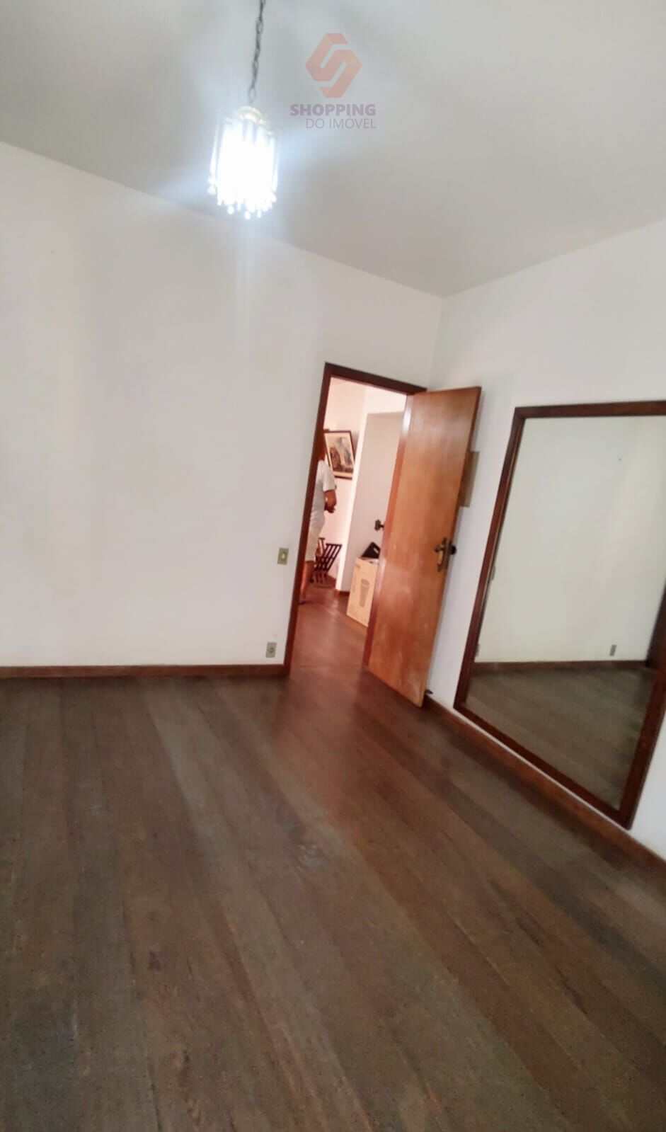 Casa à venda com 5 quartos, 200m² - Foto 23