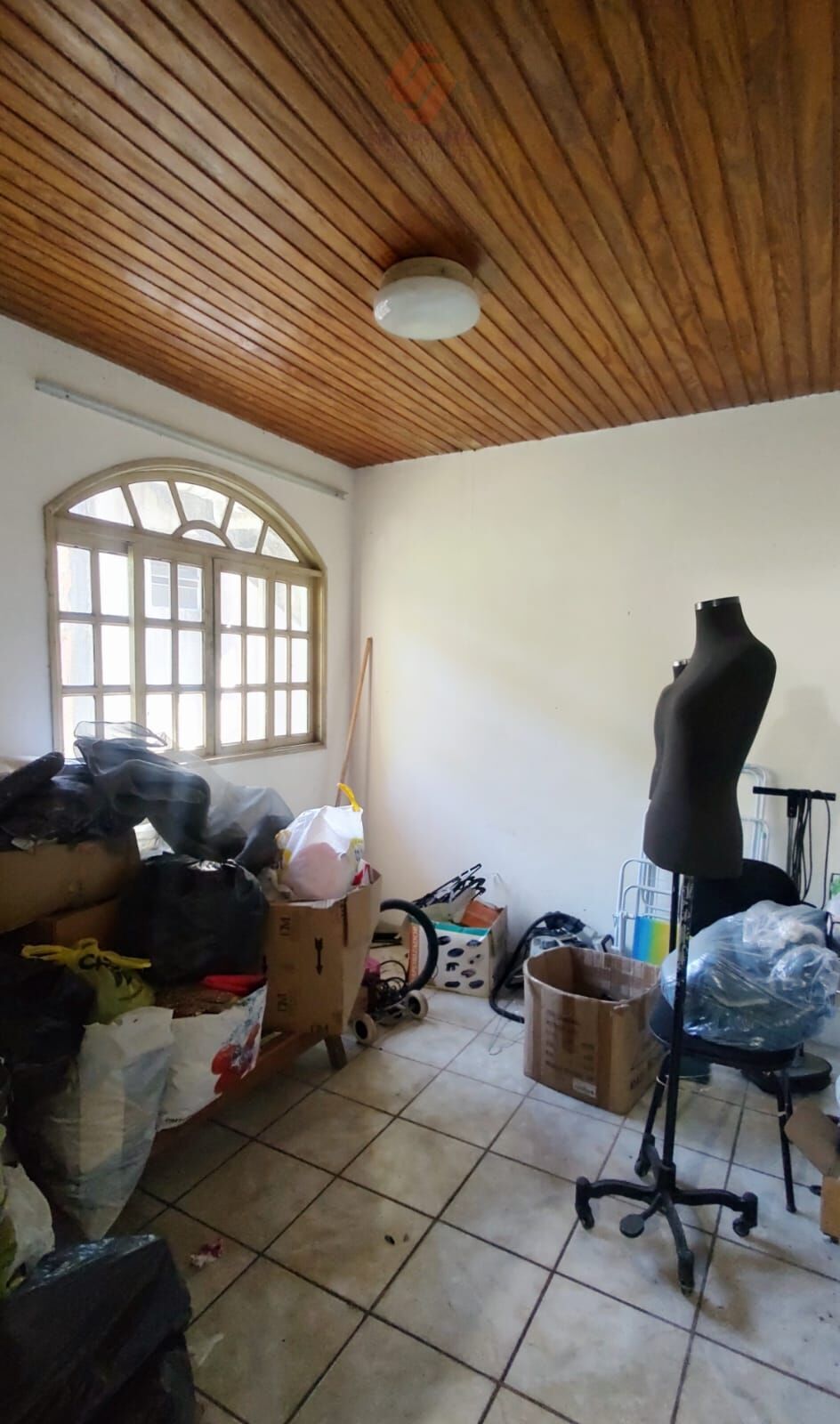 Casa à venda com 5 quartos, 200m² - Foto 21