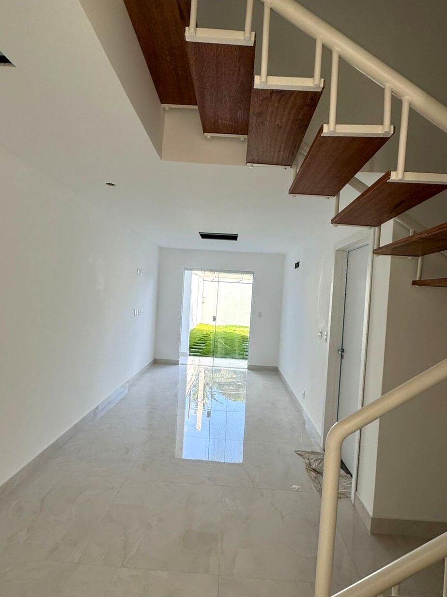 Casa à venda com 2 quartos, 73m² - Foto 10