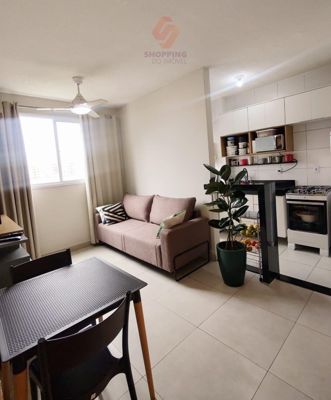 Apartamento à venda com 2 quartos, 42m² - Foto 2
