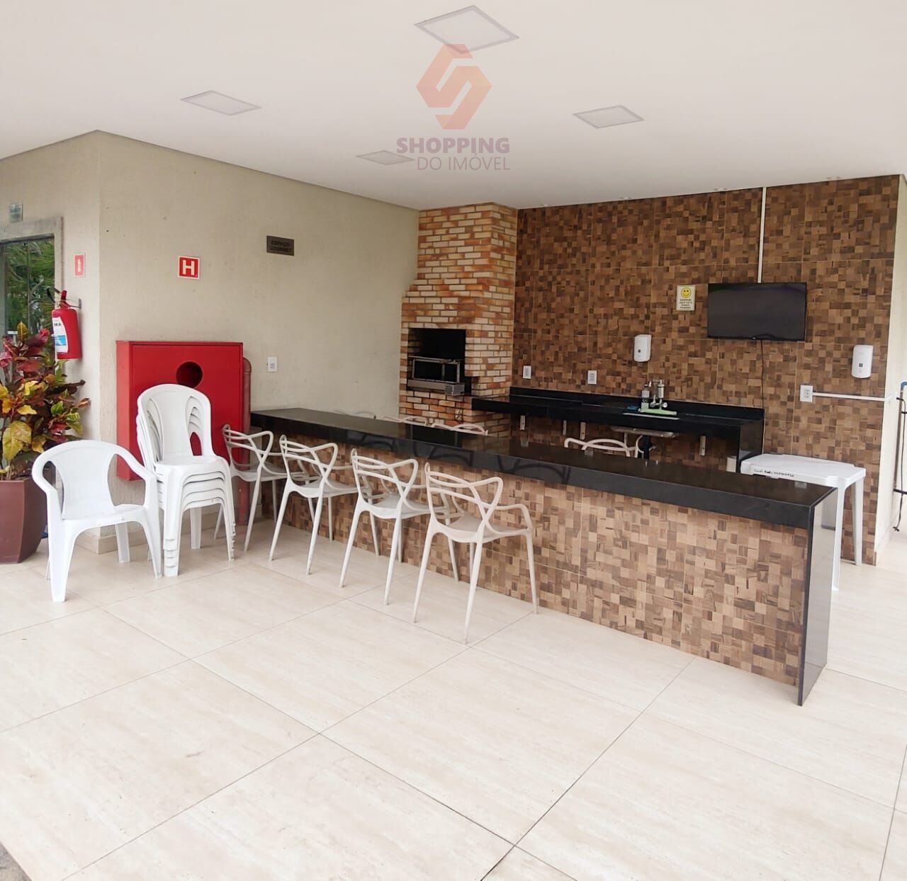 Apartamento à venda com 2 quartos, 42m² - Foto 9