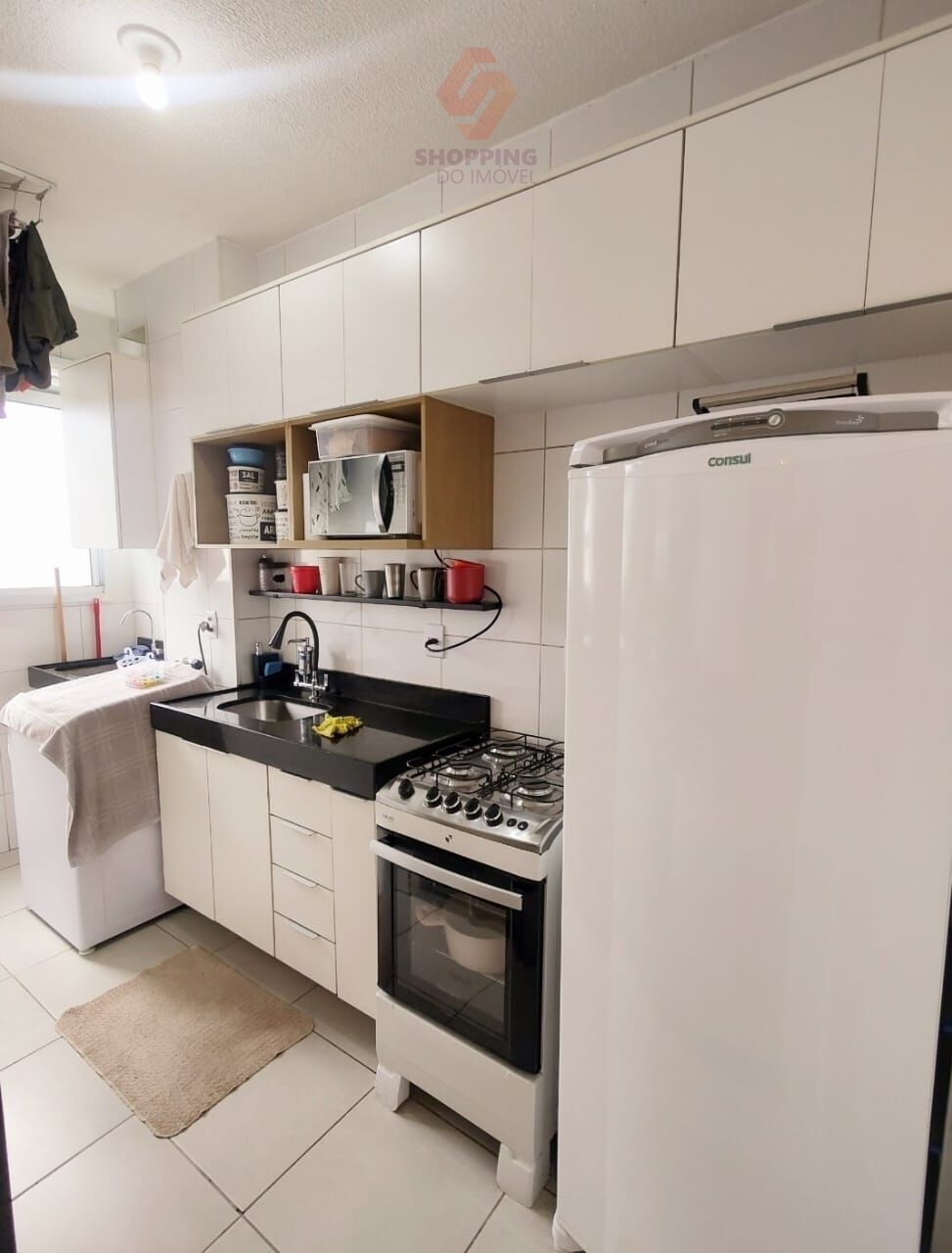 Apartamento à venda com 2 quartos, 42m² - Foto 3