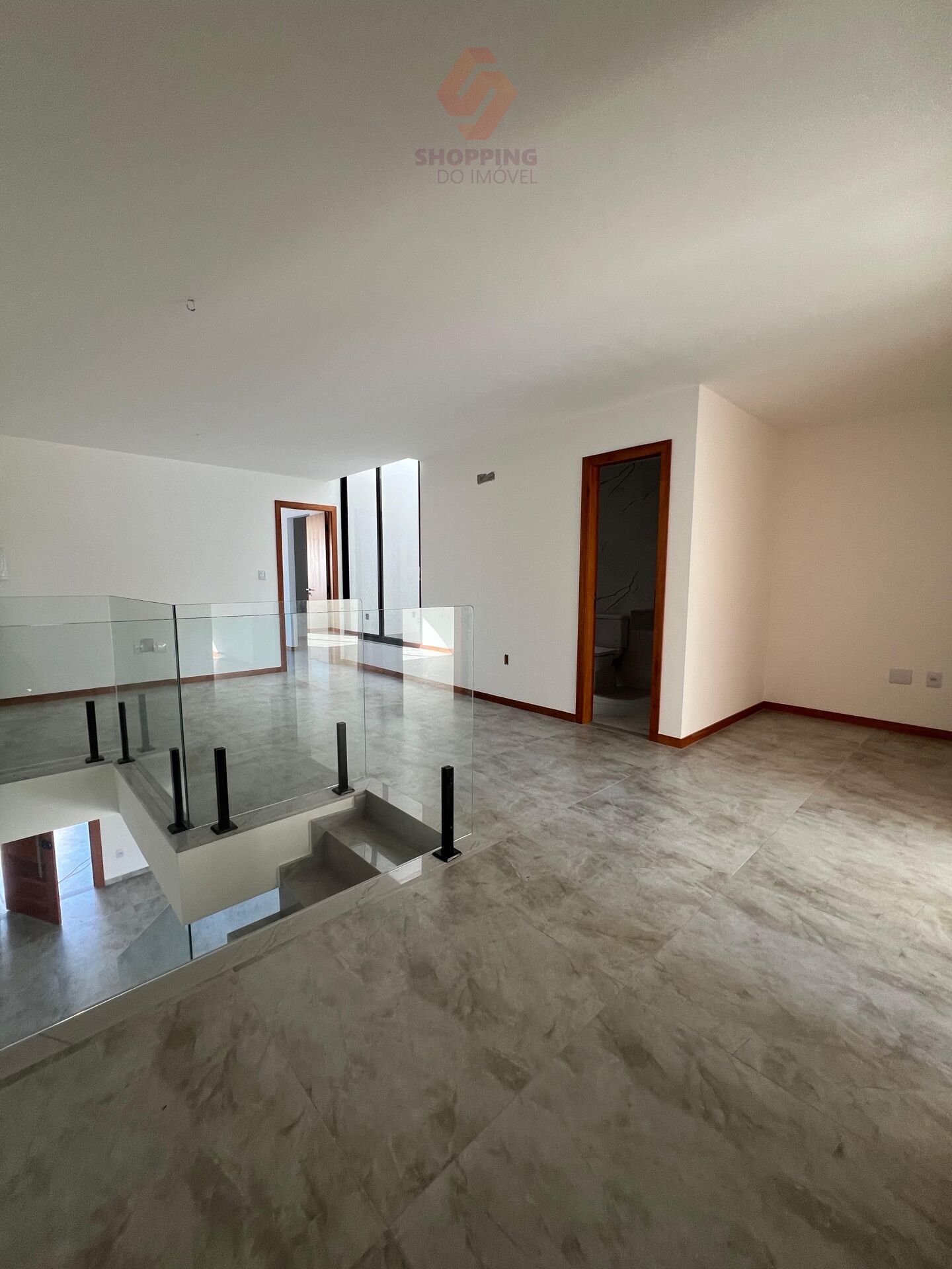 Casa à venda com 3 quartos, 240m² - Foto 7