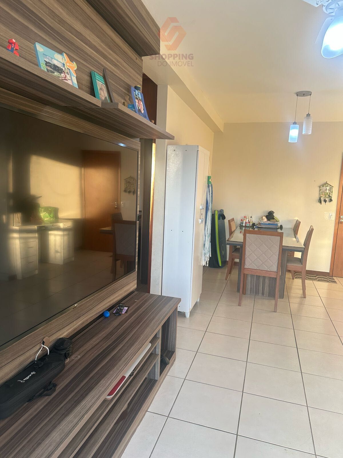 Apartamento à venda com 2 quartos, 60m² - Foto 2