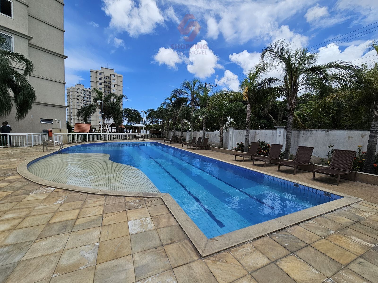 Apartamento à venda com 2 quartos, 60m² - Foto 15