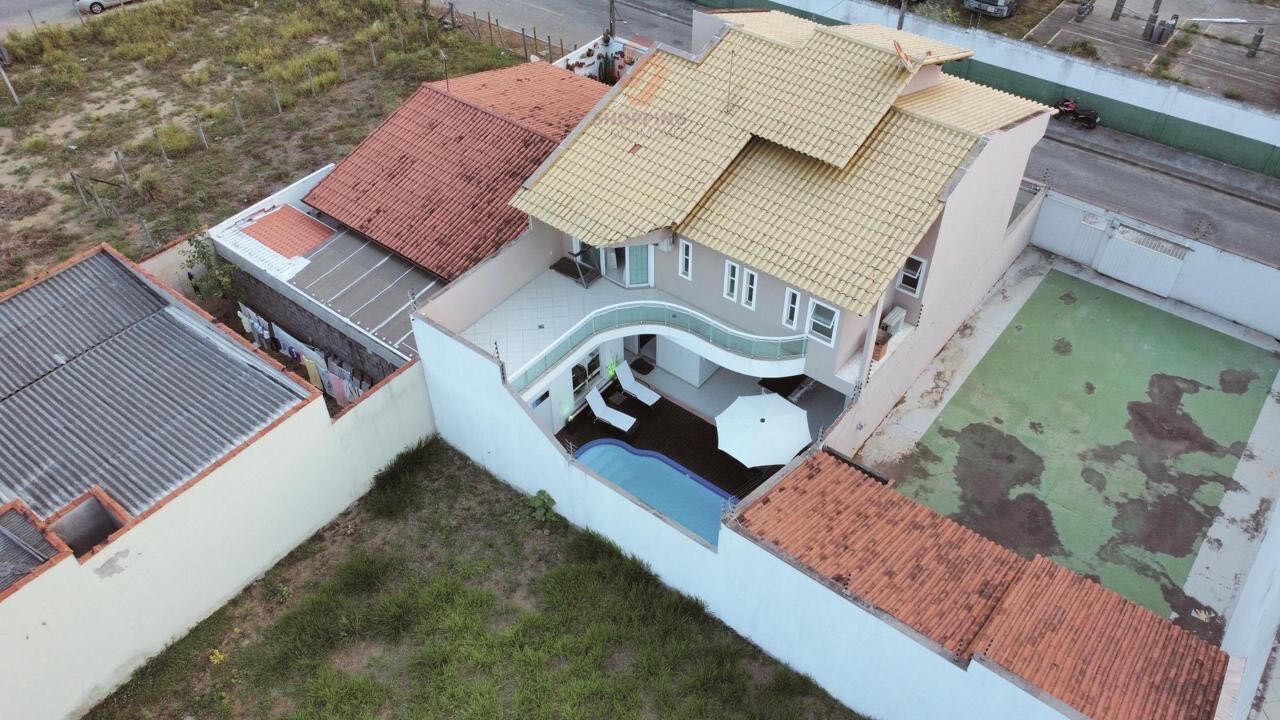 Casa à venda com 3 quartos, 300m² - Foto 16