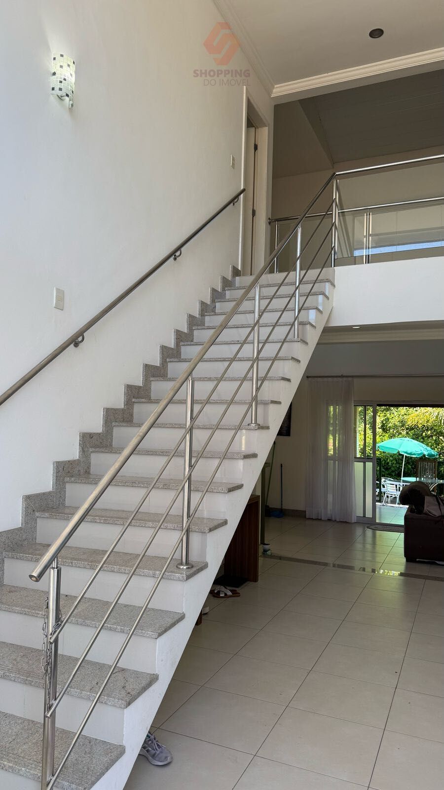 Casa à venda com 4 quartos, 280m² - Foto 2