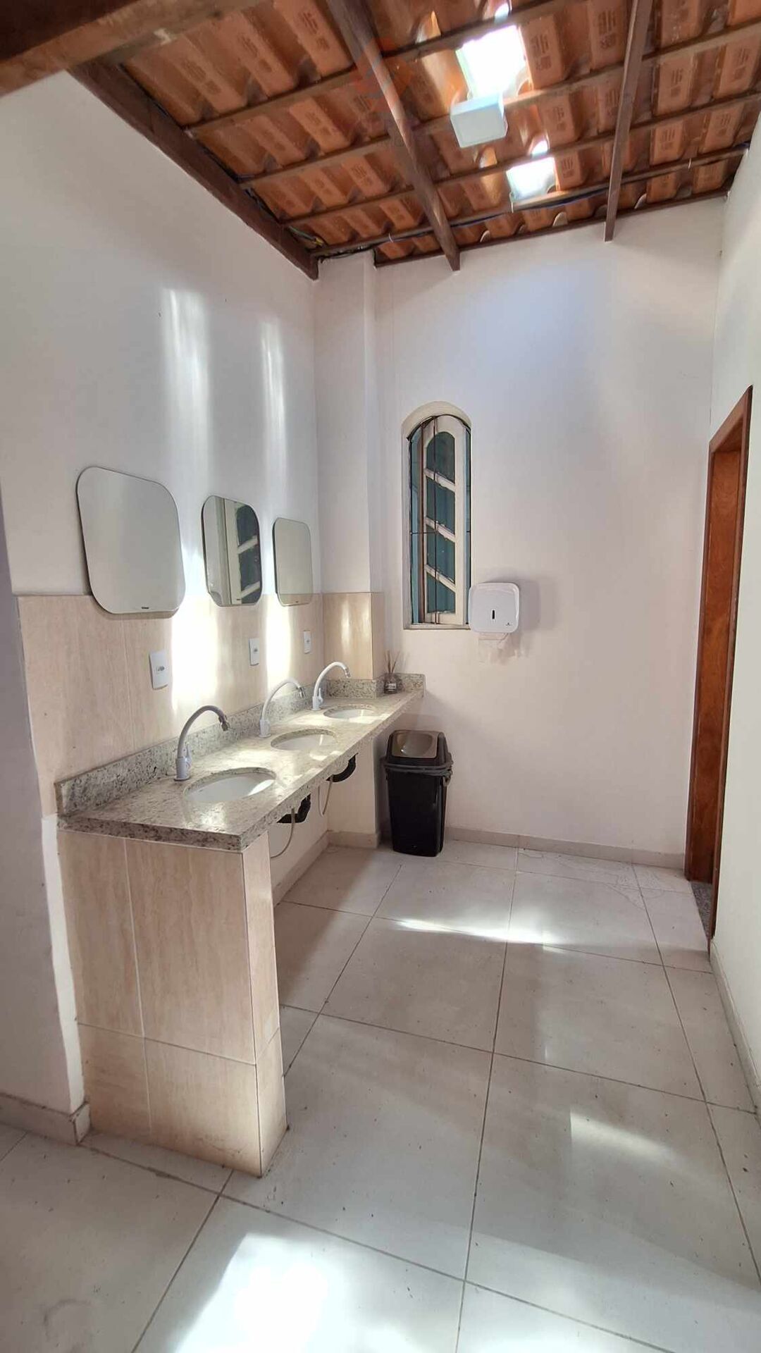 Casa, 6 quartos, 600 m² - Foto 22