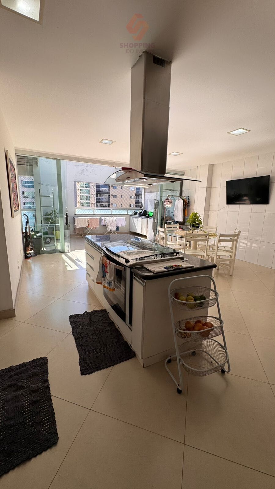 Apartamento à venda com 3 quartos, 160m² - Foto 3