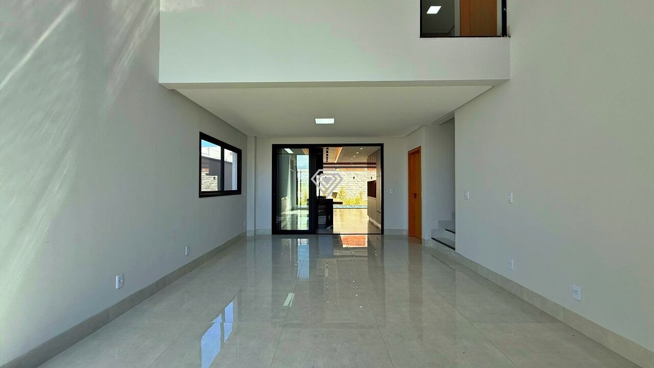Casa, 4 quartos, 232 m² - Foto 5
