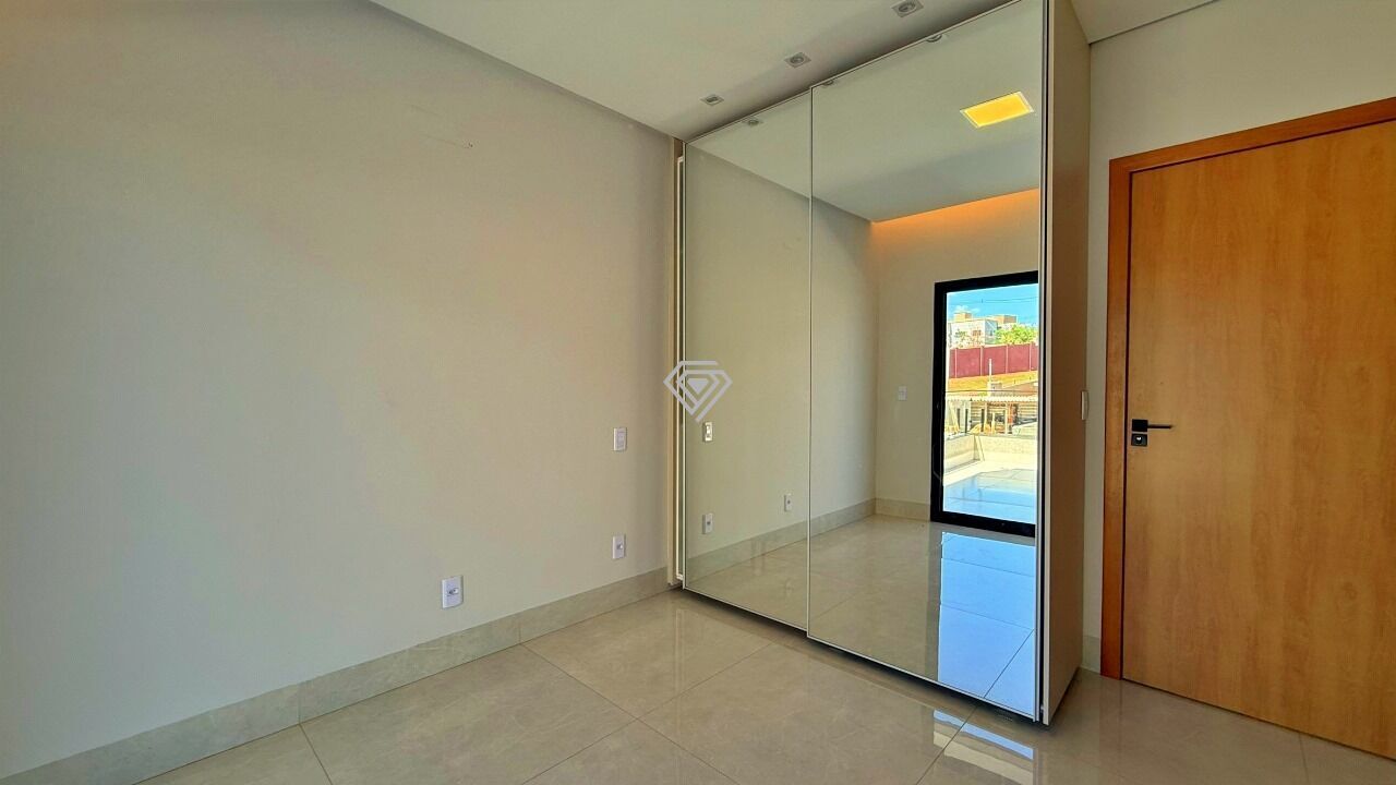 Casa, 4 quartos, 232 m² - Foto 20