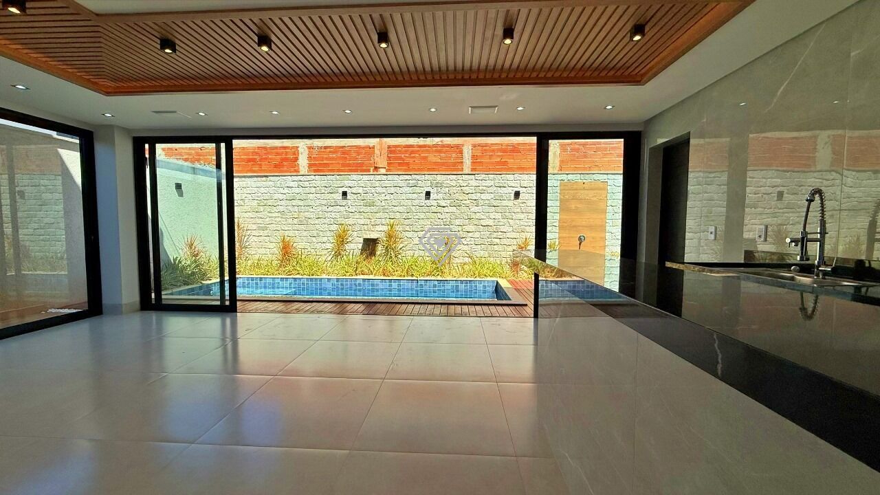 Casa, 4 quartos, 232 m² - Foto 13