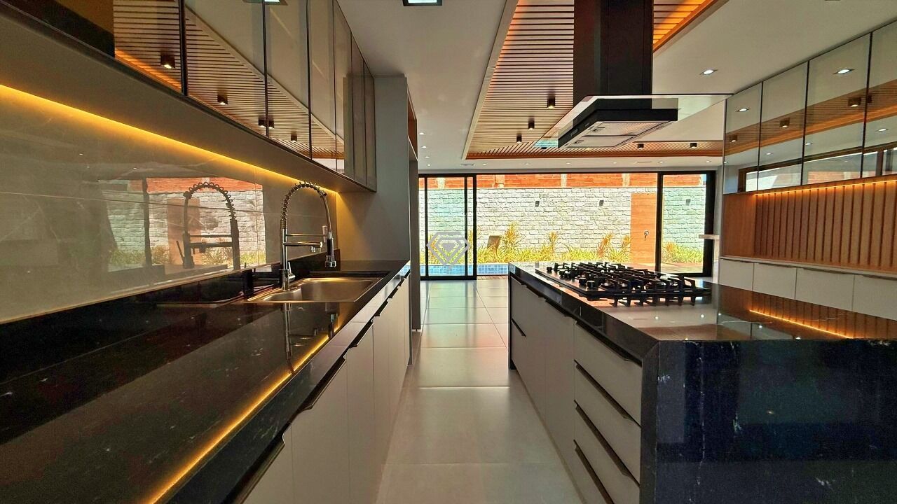 Casa, 4 quartos, 232 m² - Foto 12