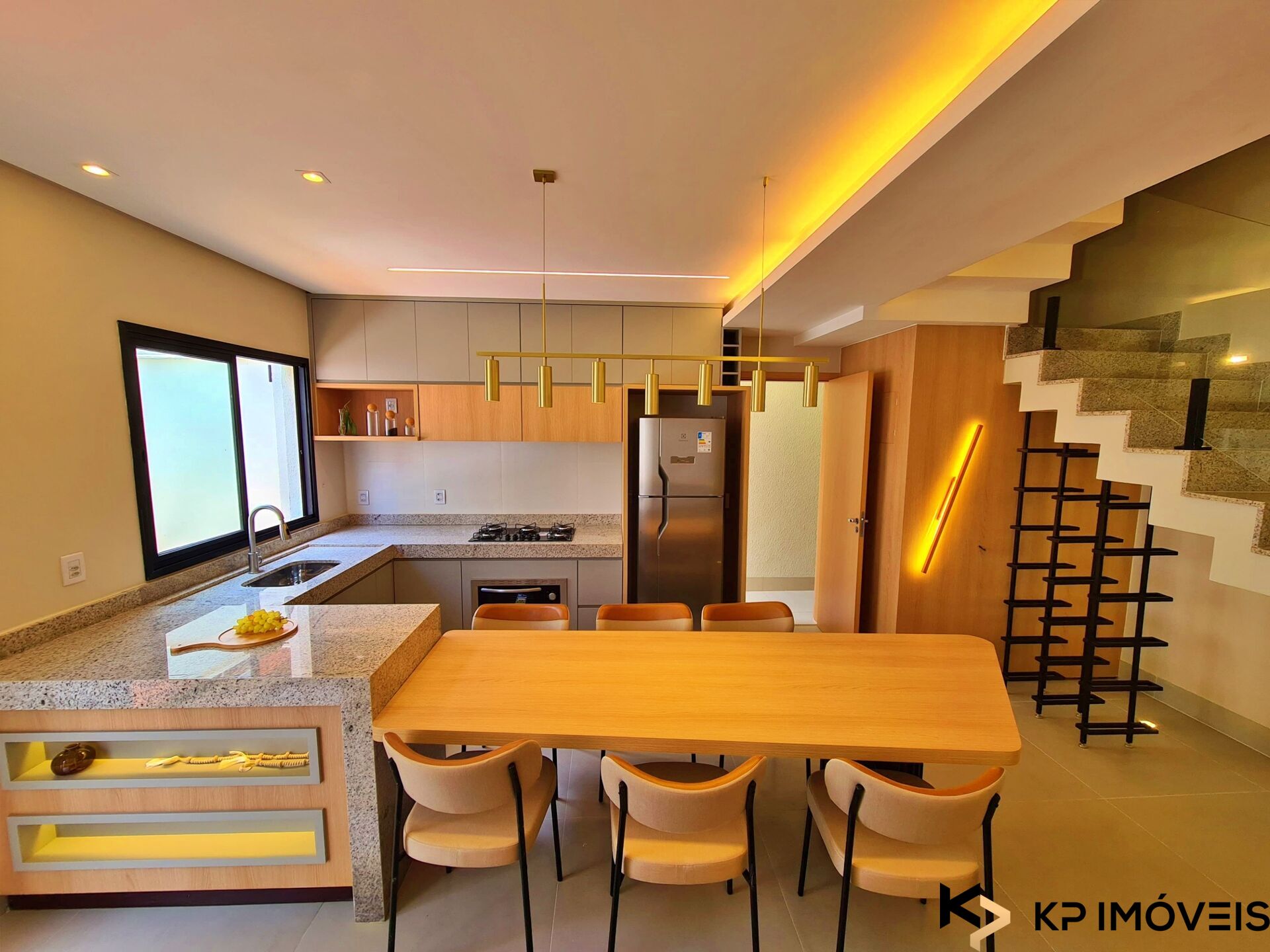 Casa, 3 quartos, 147 m² - Foto 2