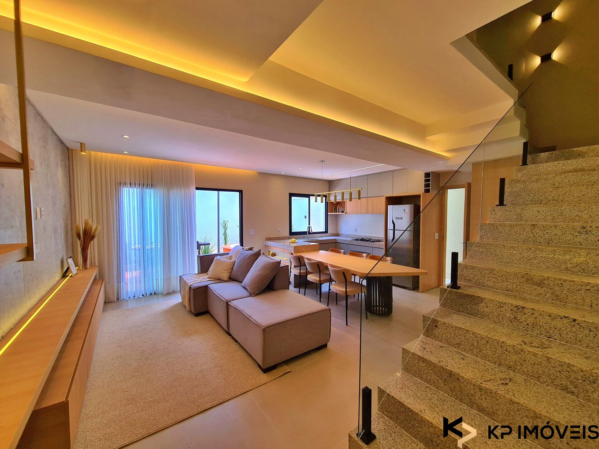 Casa, 3 quartos, 147 m² - Foto 1