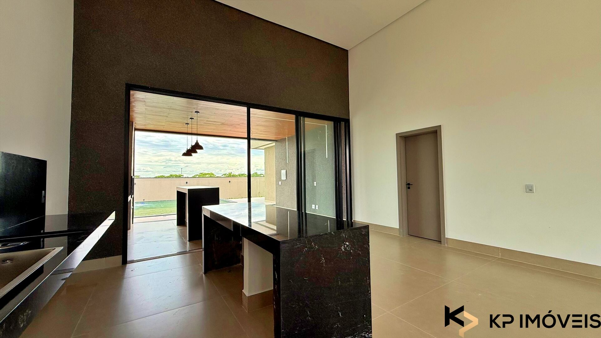 Casa, 4 quartos, 340 m² - Foto 9