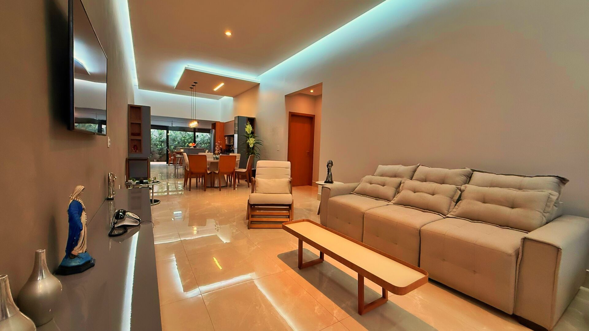 Casa, 4 quartos, 224 m² - Foto 2