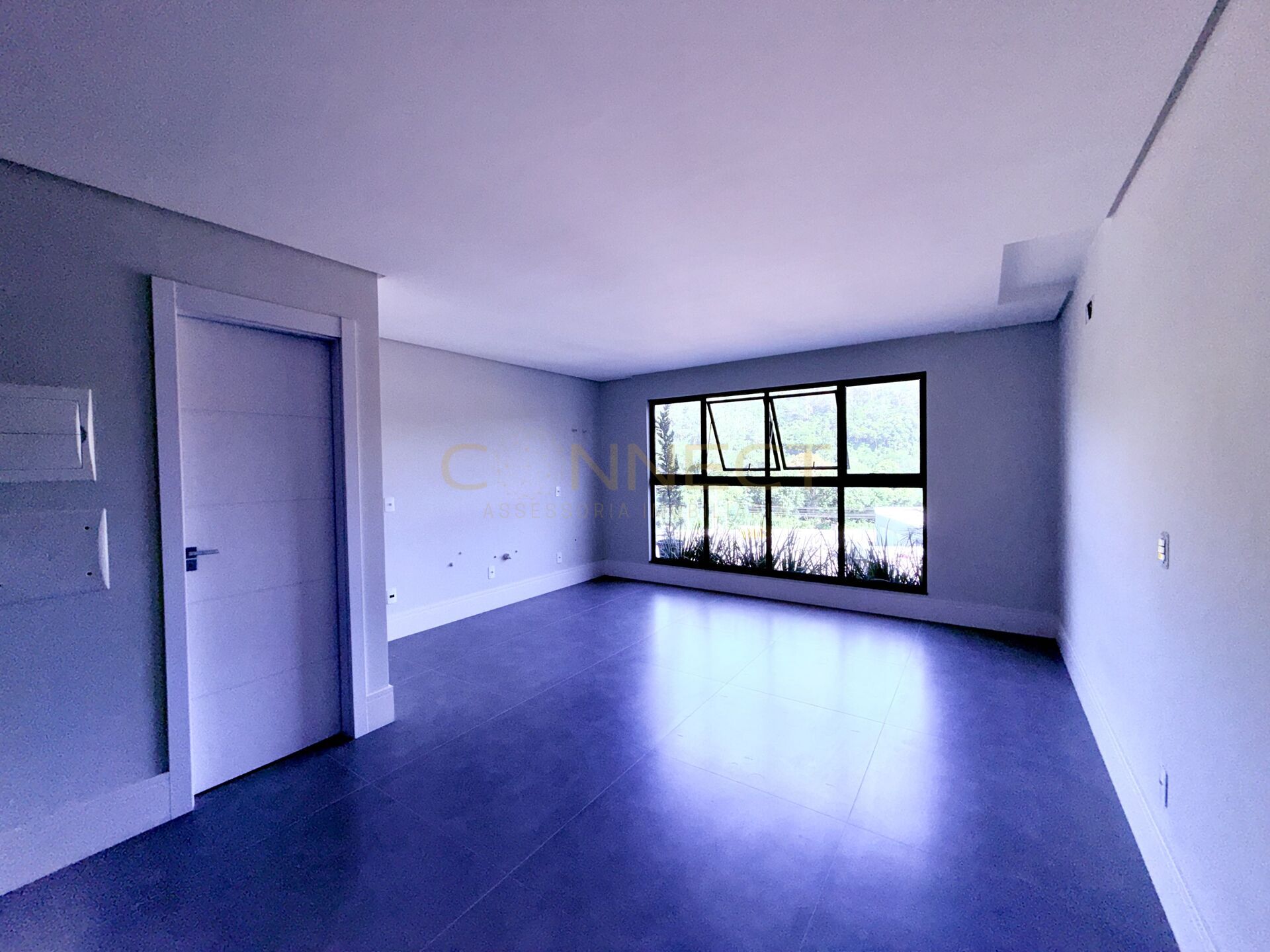 Sobrado triplex com 3 suítes bairro Ponta Aguda — foto 4