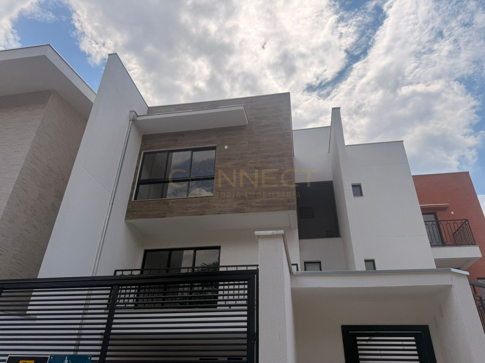 Triplex Exclusivo com Piscina sendo 3 Suítes na Escola Agricola - Blumenau - foto 1