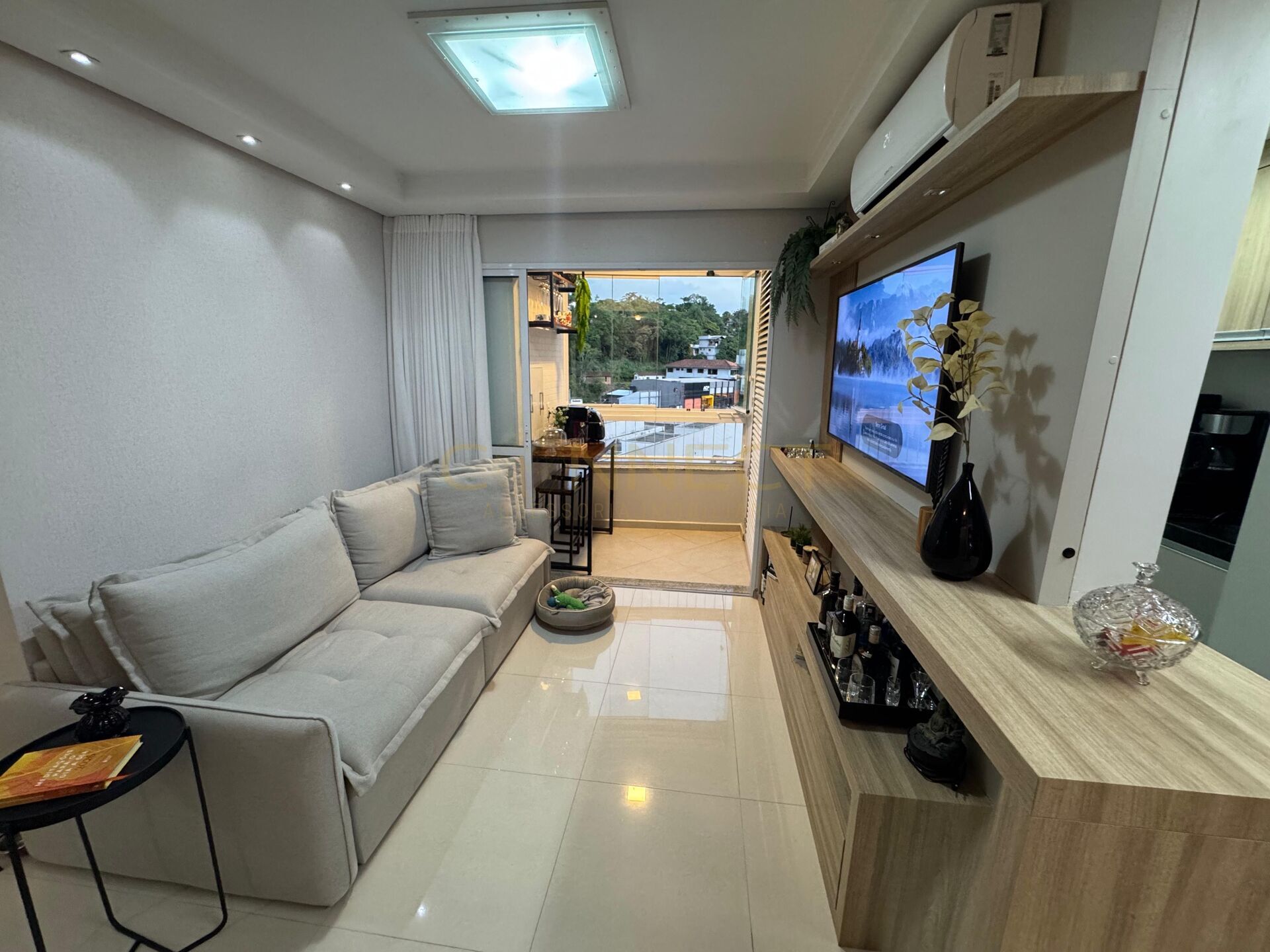 Apartamento 2 Dormitórios no Garcia — foto 2