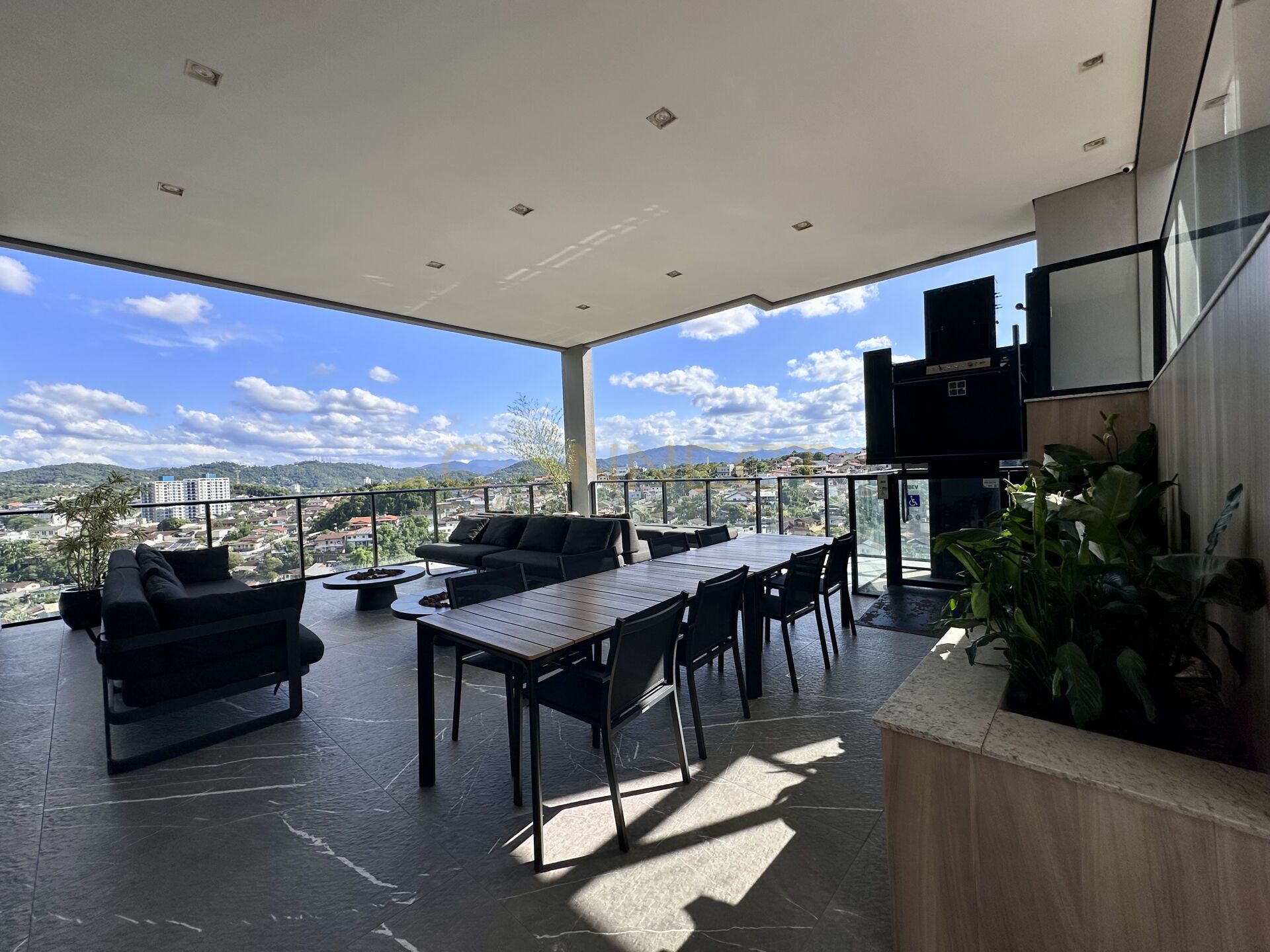 Apartamento 2 dormitórios sendo 1 Suíte Bairro Fortaleza — foto 4