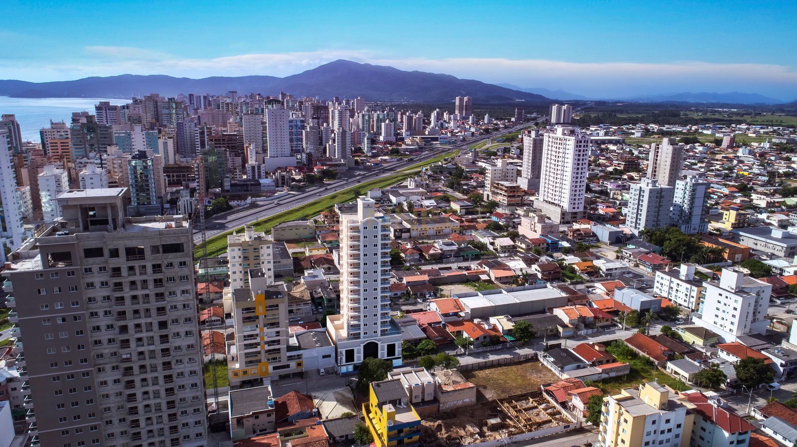 Apartamento 2 dormitórios (1 suíte) Itapema — foto 3