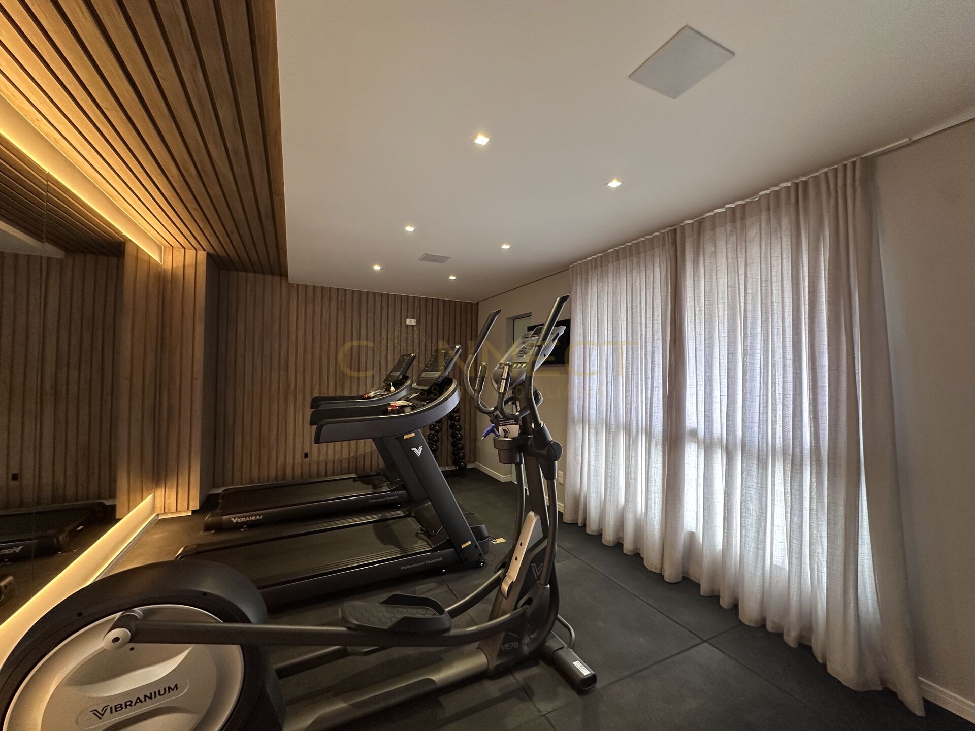 Apartamento 2 Dormitórios sendo 1 Suíte proximo ao Parque Ramiro — foto 5