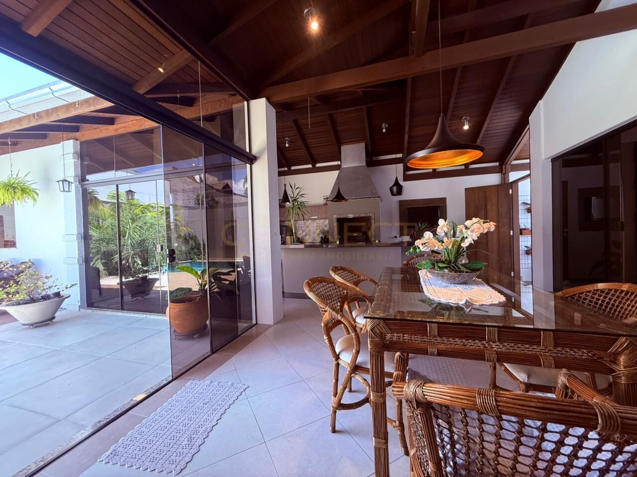 Casa com piscina, 3 dormitórios sendo 1 suíte no bairro Tribess - Blumenau — foto 3