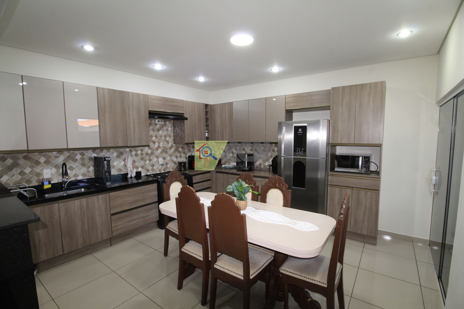 Casa, 3 quartos, 240 m² - Foto 15
