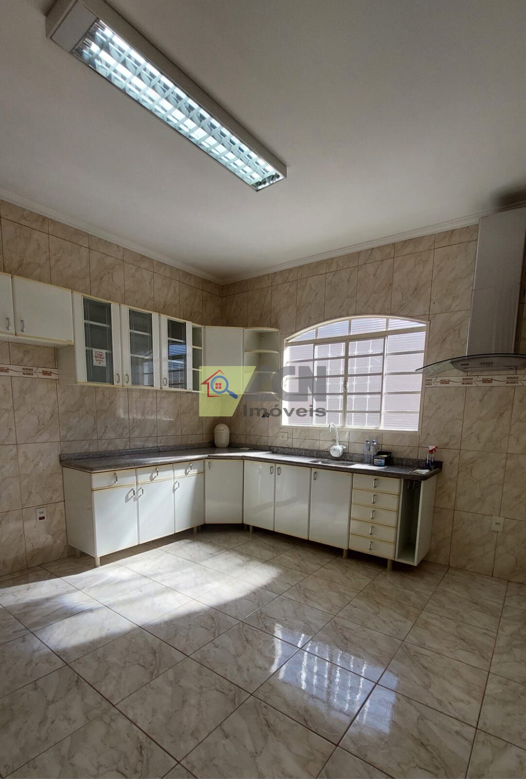 Casa, 4 quartos, 185 m² - Foto 9