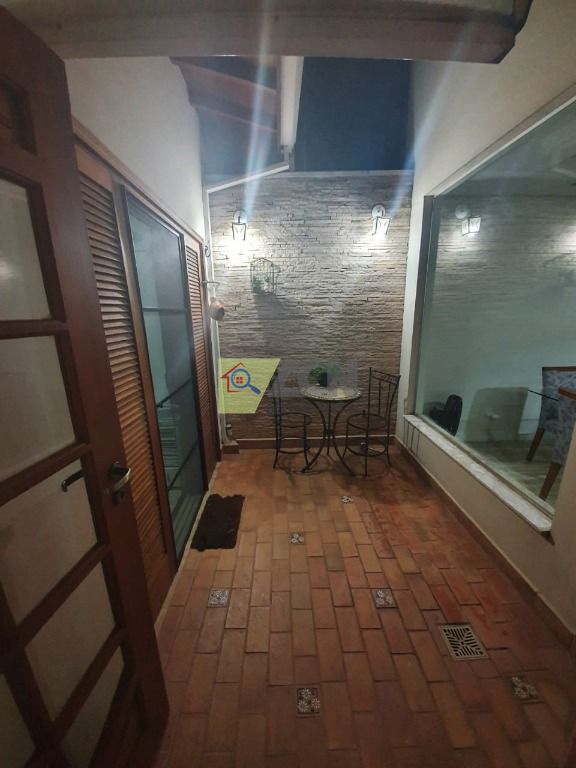 Casa, 3 quartos, 180 m² - Foto 12